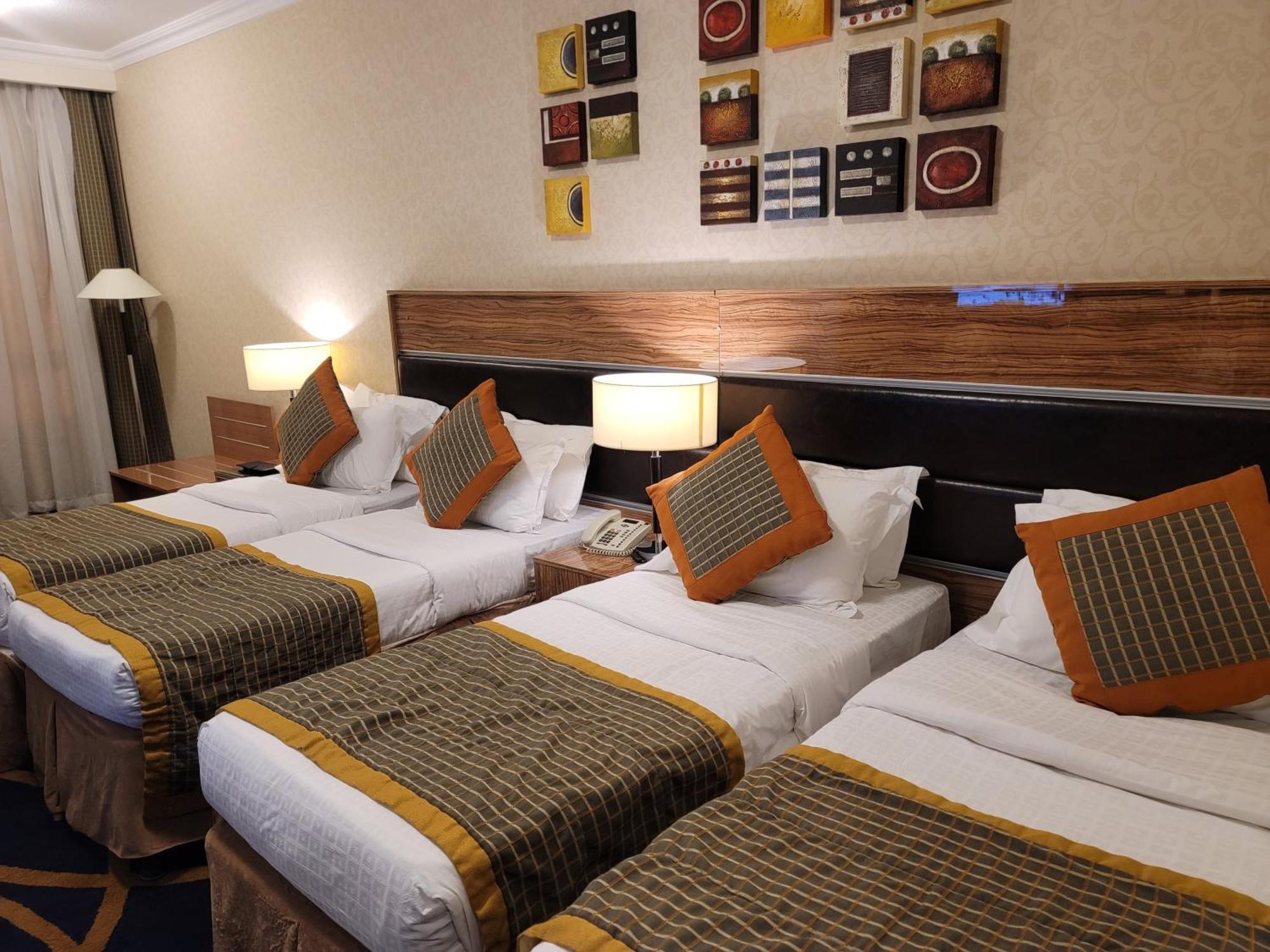 Golden Tulip Al Shakreen Medina Exterior photo